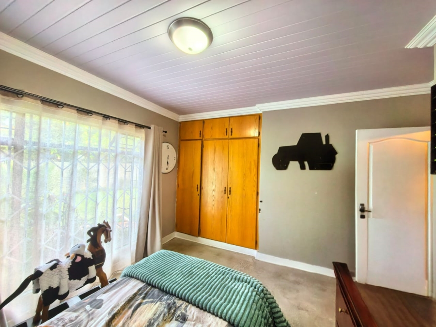 5 Bedroom Property for Sale in Vaalpark Free State